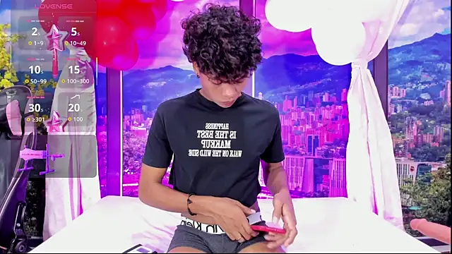 MilthonDelis online show from September 30, 3:00 am