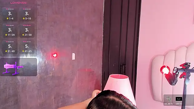 Snapshot of sharlotthe_bigass chatting on February 13, 10:39 pm sharlotthe bigass online show from February 13, 10:39 pm