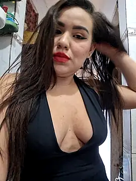 juliaYalla online show from October 2, 7:54 pm