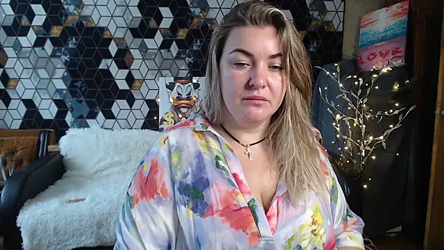 NikaSkylink online show from February 25, 5:17 am