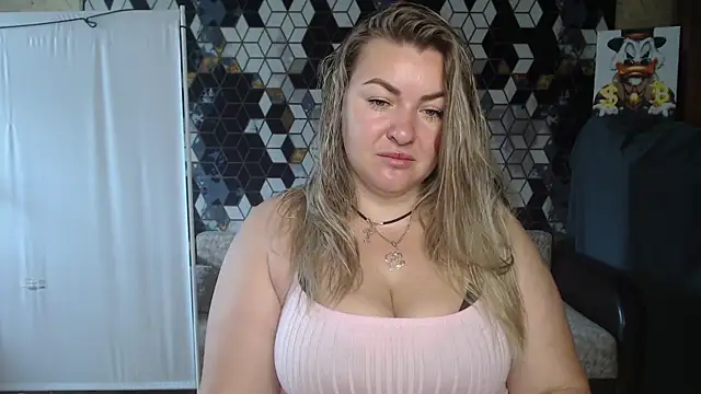 NikaSkylink online show from June 5, 5:03 am