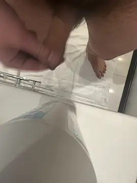 Snapshot of rbakkk chatting on February 27, 12:05 pm rbakkk online show from February 27, 12:05 pm