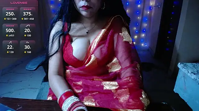 Snapshot of Divvya_ chatting on April 16, 6:41 pm Divvya online show from April 16, 6:41 pm