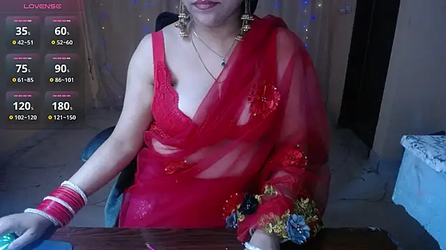 Snapshot of Divvya_ chatting on May 5, 7:11 pm Divvya online show from May 5, 7:11 pm