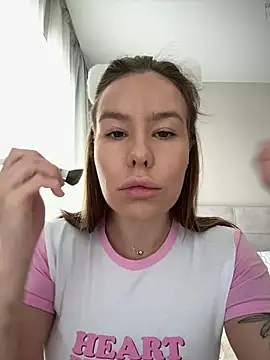 Ashley Roys online show from March 5, 10:44 am