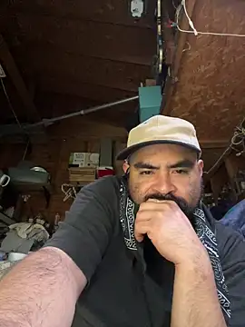 Snapshot of Jonathanfrom420 chatting on March 20, 11:37 am Jonathanfrom420 online show from March 20, 11:37 am