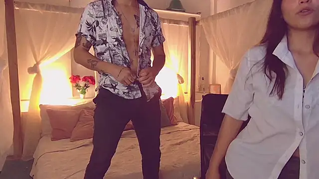 Snapshot of Laila_asher chatting on October 12, 4:55 am Laila asher online show from October 12, 4:55 am