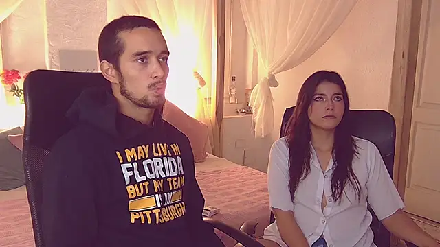 Snapshot of Laila_asher chatting on October 18, 3:09 am Laila asher online show from October 18, 3:09 am