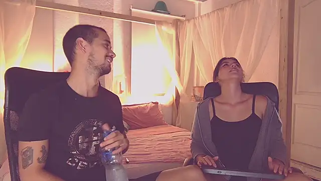 Snapshot of Laila_asher chatting on November 13, 12:53 am Laila asher online show from November 13, 12:53 am