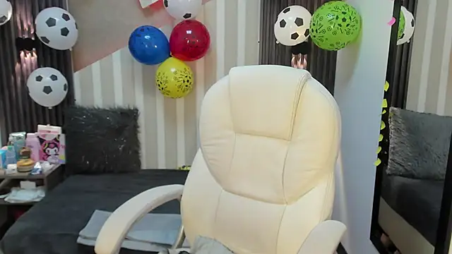 LittleeStar online show from June 21, 9:39 pm