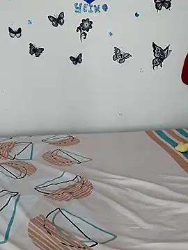 Snapshot of AntonelaMorriz chatting on December 5, 8:34 am AntonelaMorriz online show from December 5, 8:34 am