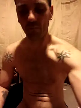 Snapshot of YzabellFabioo chatting on March 7, 11:02 pm YzabellFabioo online show from March 7, 11:02 pm