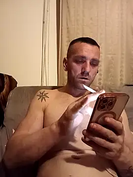 Snapshot of YzabellFabioo chatting on March 14, 9:31 pm YzabellFabioo online show from March 14, 9:31 pm