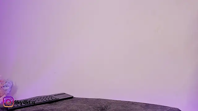 Sky Dark7 online show from November 15, 1:14 am