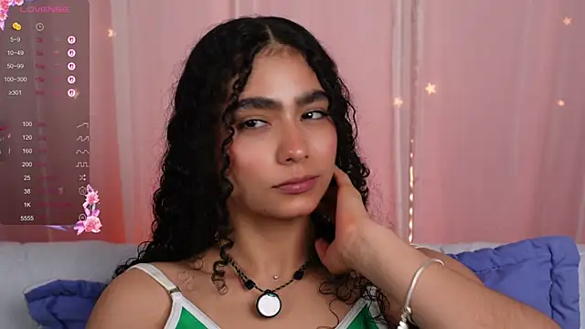 Snapshot of Victoria_Curly chatting on September 29, 11:53 pm Victoria Curly online show from September 29, 11:53 pm