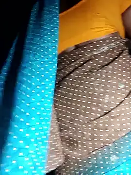 Nude-Priya2 online show from November 5, 9:53 am