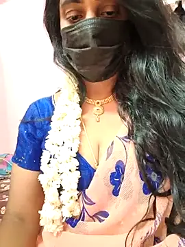 Snapshot of sana-99 chatting on May 15, 10:50 pm sana-99 online show from May 15, 10:50 pm