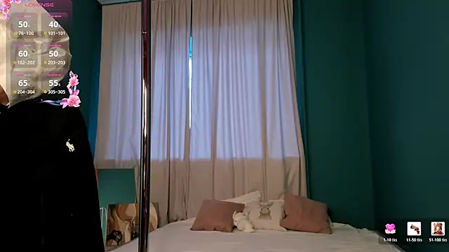 Snapshot of Lillie_Miller chatting on February 19, 3:35 am Lillie Miller online show from February 19, 3:35 am