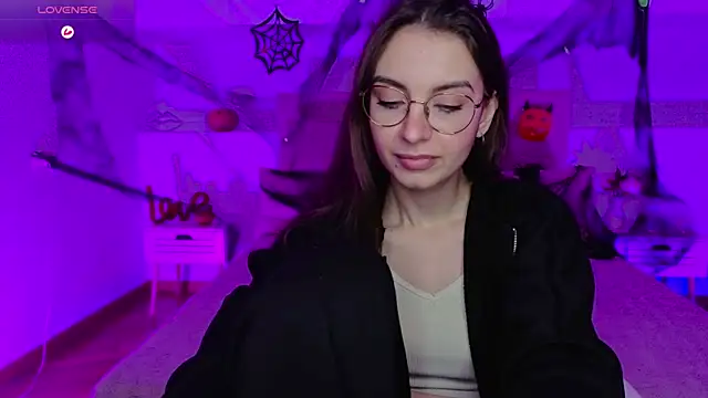 Real cutie1 online show from October 27, 8:35 pm