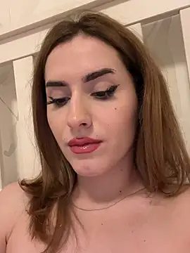 Snapshot of AriaAdda chatting on March 5, 7:10 pm AriaAdda online show from March 5, 7:10 pm