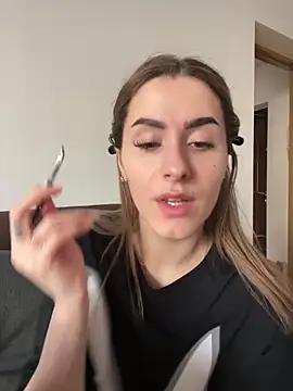 Snapshot of AriaAdda chatting on March 9, 1:26 pm AriaAdda online show from March 9, 1:26 pm