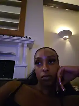 Snapshot of Hazel_Dollxx chatting on July 12, 11:51 pm Hazel Dollxx online show from July 12, 11:51 pm
