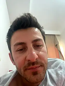 emredenizz07 online show from October 8, 8:01 am