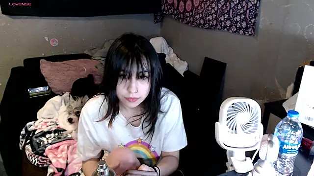 Snapshot of London_Ray chatting on February 15, 6:32 am London Ray online show from February 15, 6:32 am