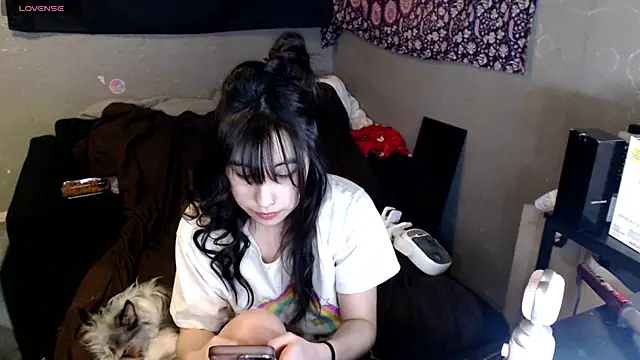 Snapshot of London_Ray chatting on February 16, 3:24 am London Ray online show from February 16, 3:24 am