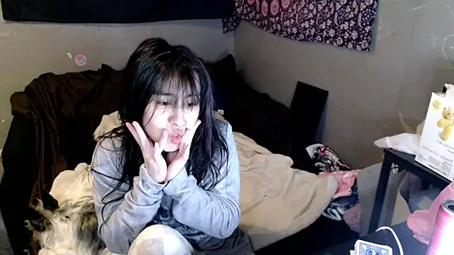 Snapshot of London_Ray chatting on March 1, 9:28 pm London Ray online show from March 1, 9:28 pm