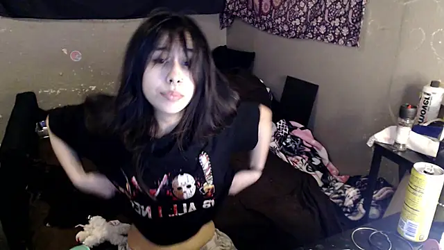 Snapshot of London_Ray chatting on March 8, 8:23 pm London Ray online show from March 8, 8:23 pm