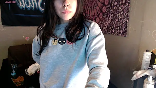 Snapshot of London_Ray chatting on April 3, 12:19 am London Ray online show from April 3, 12:19 am