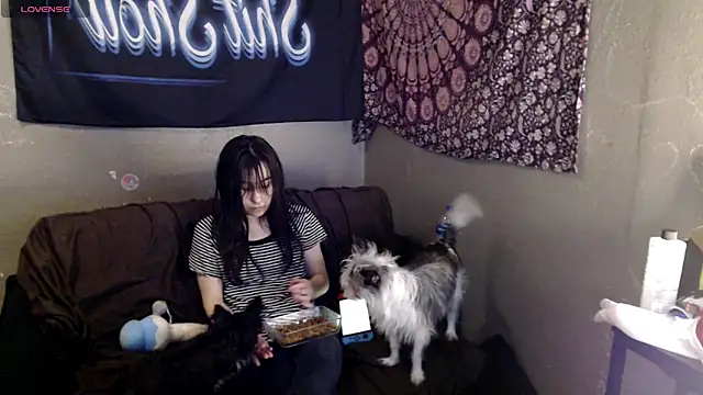 Snapshot of London_Ray chatting on April 12, 7:41 pm London Ray online show from April 12, 7:41 pm