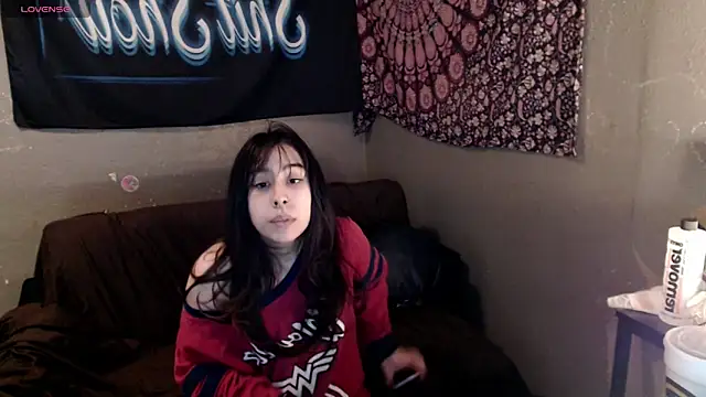Snapshot of London_Ray chatting on April 18, 10:32 pm London Ray online show from April 18, 10:32 pm