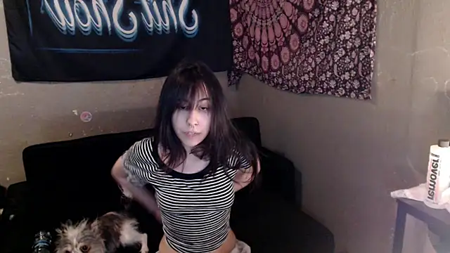 Snapshot of London_Ray chatting on April 19, 8:55 pm London Ray online show from April 19, 8:55 pm