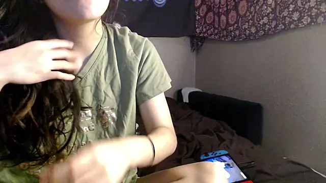 Snapshot of London_Ray chatting on May 29, 12:41 am London Ray online show from May 29, 12:41 am