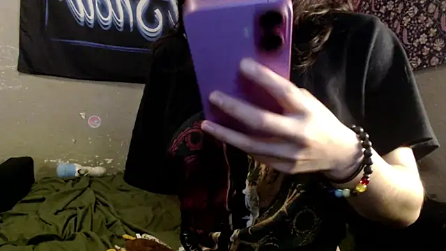 Snapshot of London_Ray chatting on June 3, 9:31 pm London Ray online show from June 3, 9:31 pm
