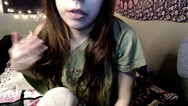 Snapshot of London_Ray chatting on July 16, 11:44 pm London Ray online show from July 16, 11:44 pm