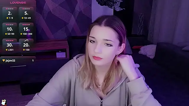 Snapshot of Sandy_Belle chatting on November 6, 9:37 pm Sandy Belle online show from November 6, 9:37 pm