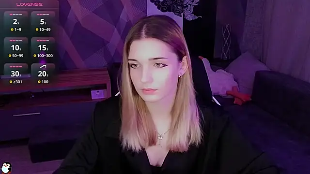 Snapshot of Sandy_Belle chatting on November 21, 9:13 pm Sandy Belle online show from November 21, 9:13 pm