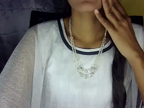 Snapshot of zara_Khan0 chatting on October 7, 3:09 pm zara Khan0 online show from October 7, 3:09 pm