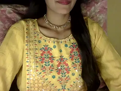 Snapshot of zara_Khan0 chatting on October 29, 2:08 pm zara Khan0 online show from October 29, 2:08 pm
