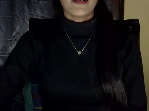 Snapshot of zara_Khan0 chatting on November 21, 3:11 pm zara Khan0 online show from November 21, 3:11 pm