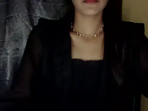 Snapshot of zara_Khan0 chatting on November 22, 4:17 pm zara Khan0 online show from November 22, 4:17 pm