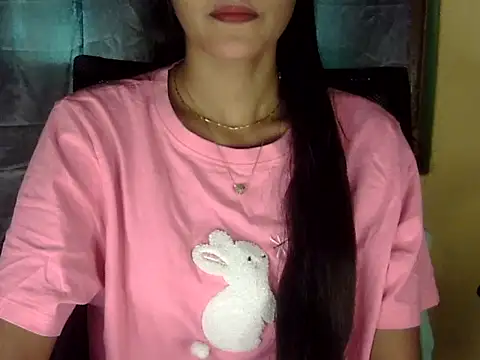 Snapshot of zara_Khan0 chatting on December 16, 4:28 am zara Khan0 online show from December 16, 4:28 am