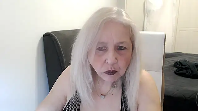 SusiLifeXXX online show from March 13, 8:15 pm