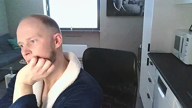 Dartanjanas13 online show from October 12, 11:09 am