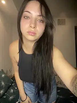 Bella  Booty online show from September 25, 9:51 pm