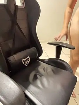 novinhacasada22 online show from January 12, 1:27 pm