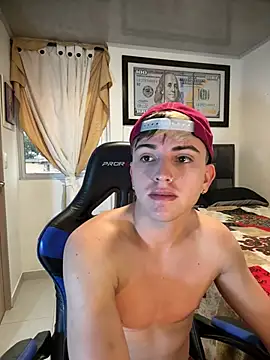 Justin trevor1 online show from June 18, 12:20 pm